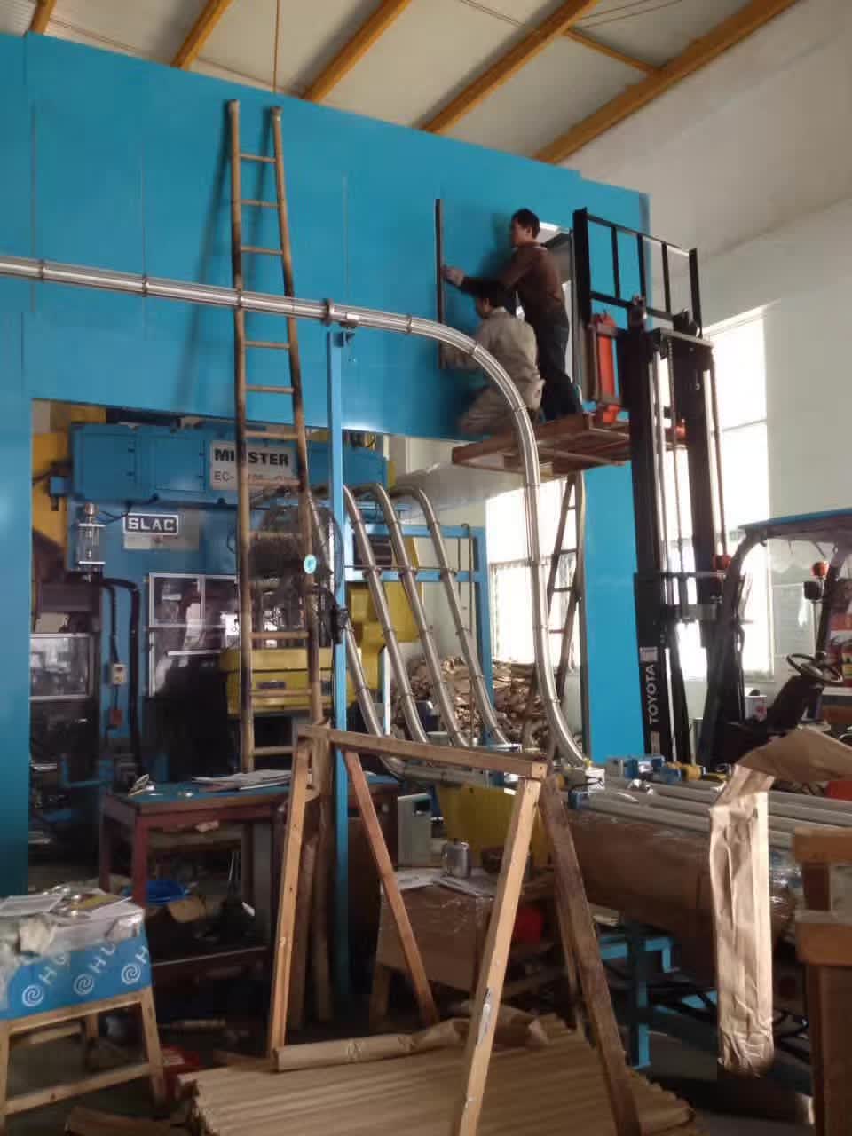  ������